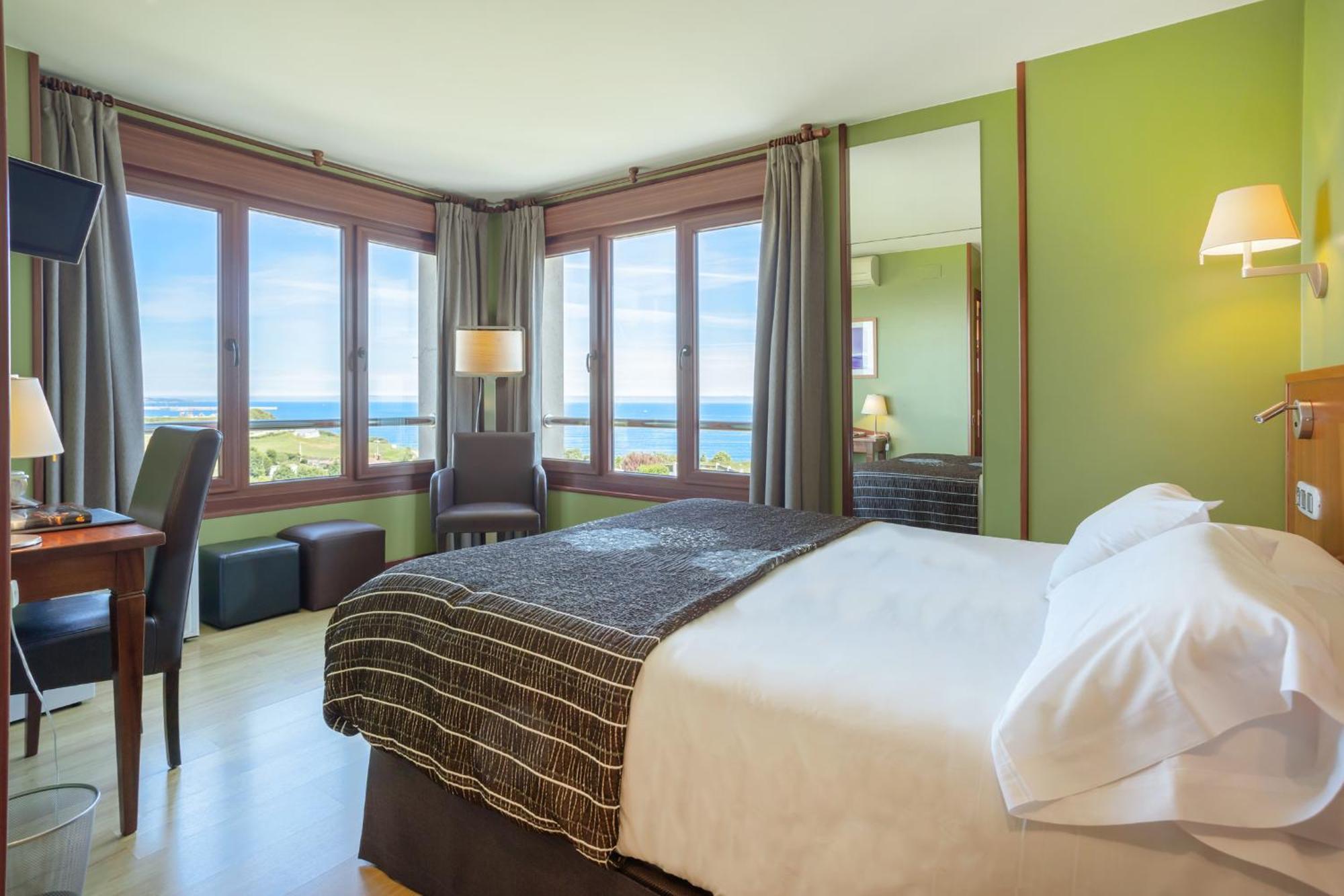 Hotel La Colina Gijón Zewnętrze zdjęcie